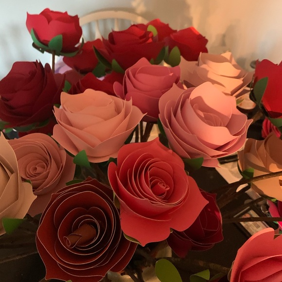 Handmade long stem Paper Roses - Picture 6 of 6